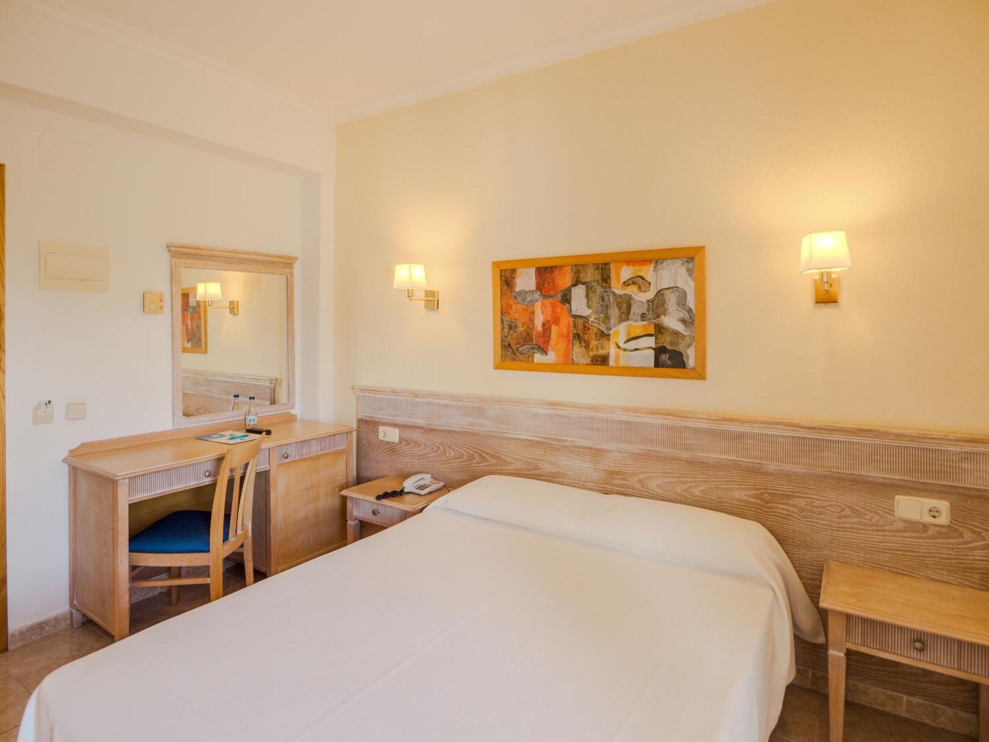 Hotel Santa Maria Playa กาลามิยอร์ ภายนอก รูปภาพ